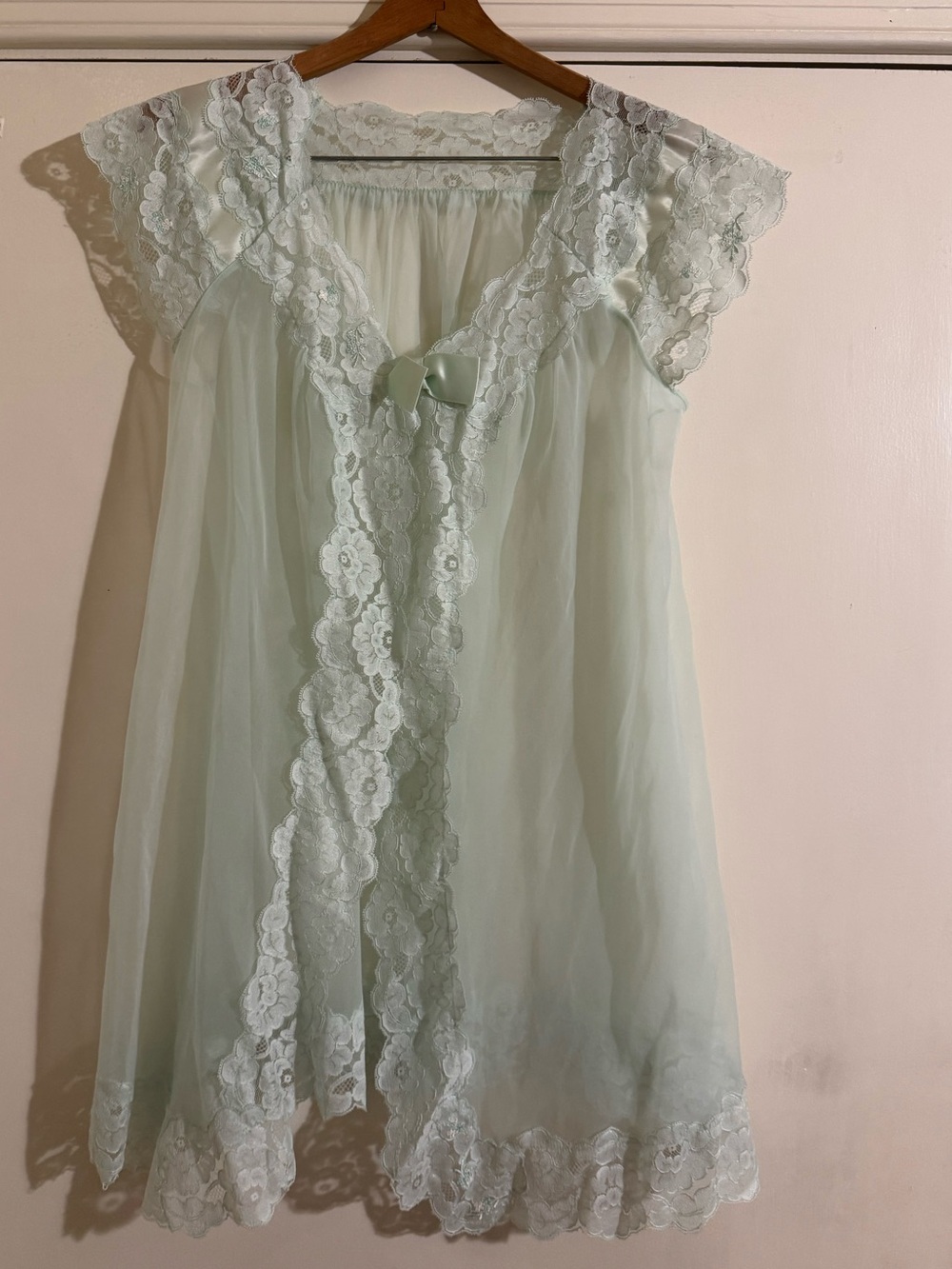 Vintage Lace-Trim Sheer Nightgown in Pale Mint